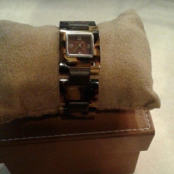 Michael Kors tortoise watch